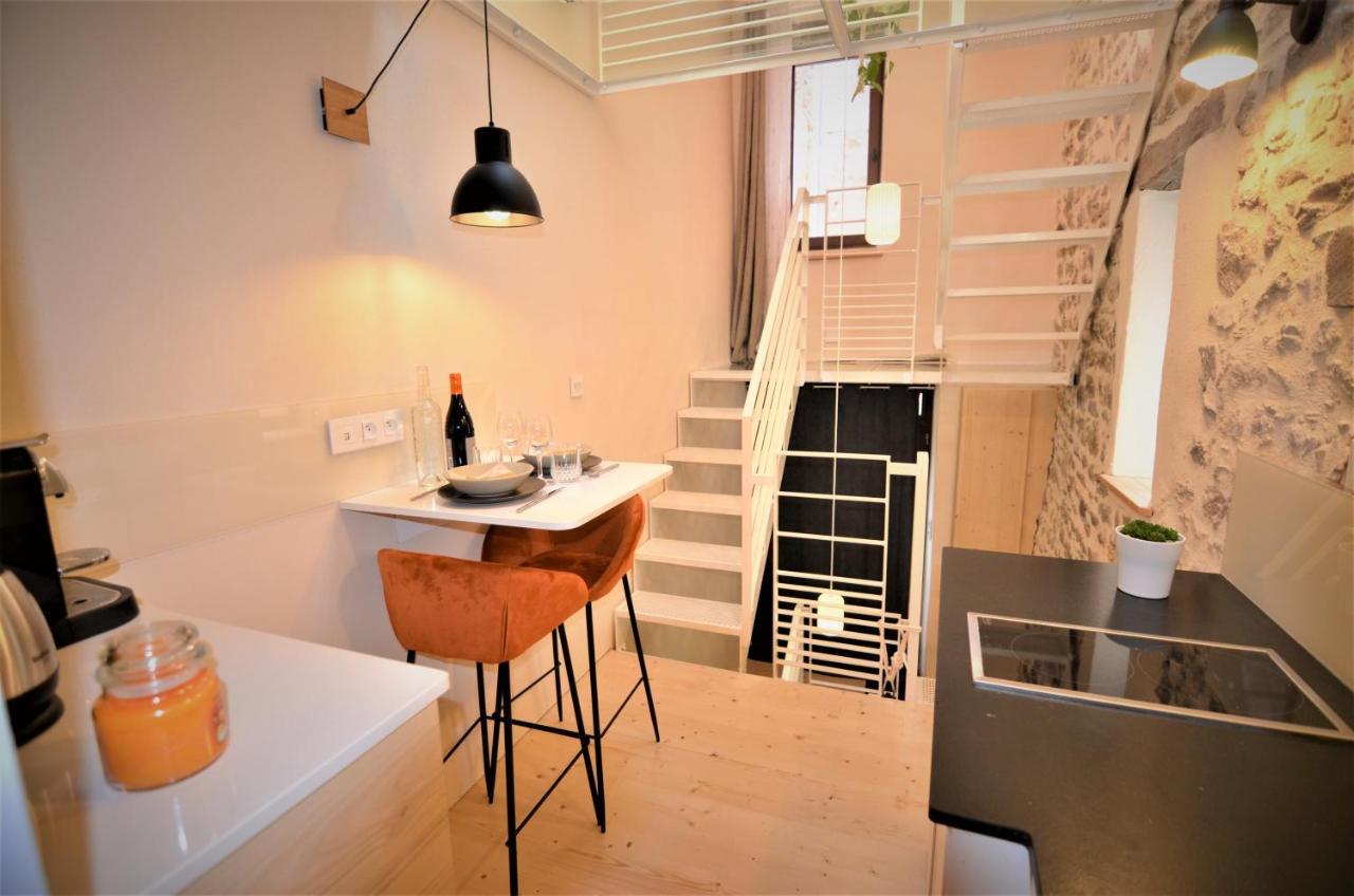 Au Vingtain - Appartement & Spa Atypique Brindas Exterior foto